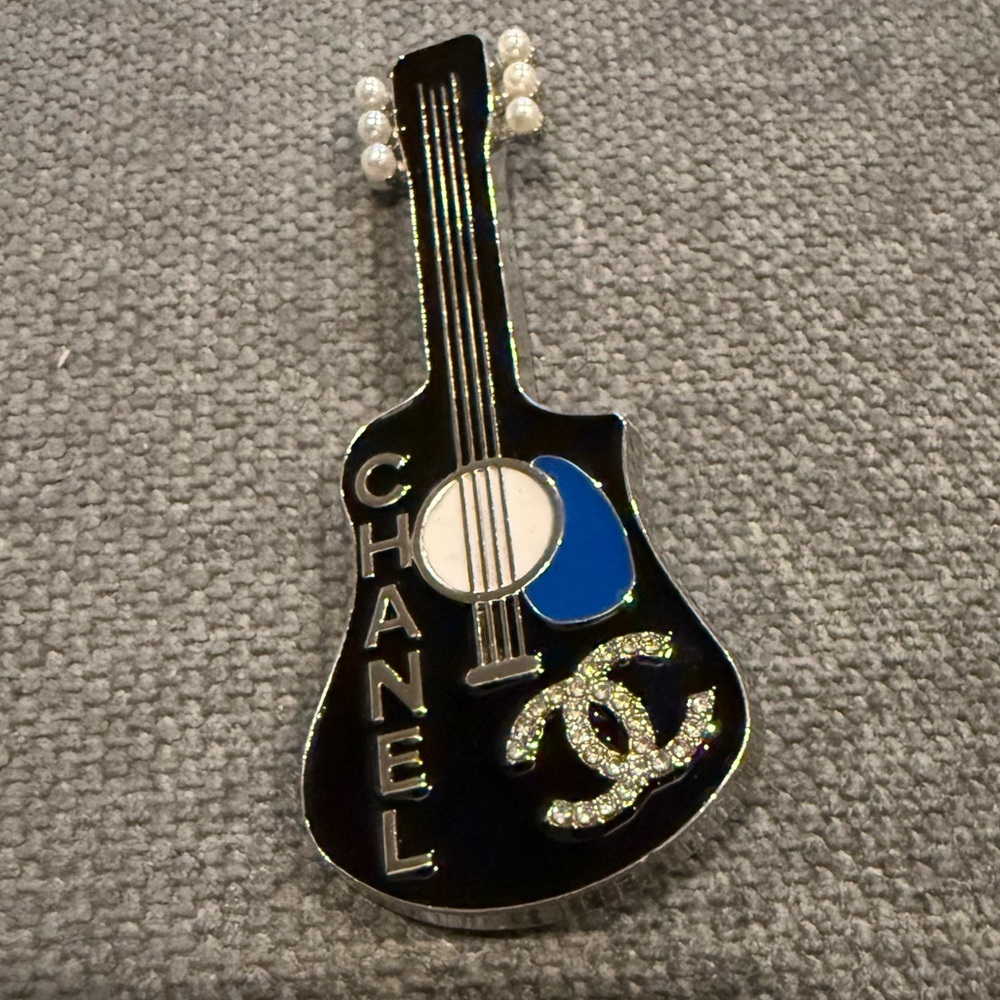 Black and Blue Guitar Brooch with Pearl Accents